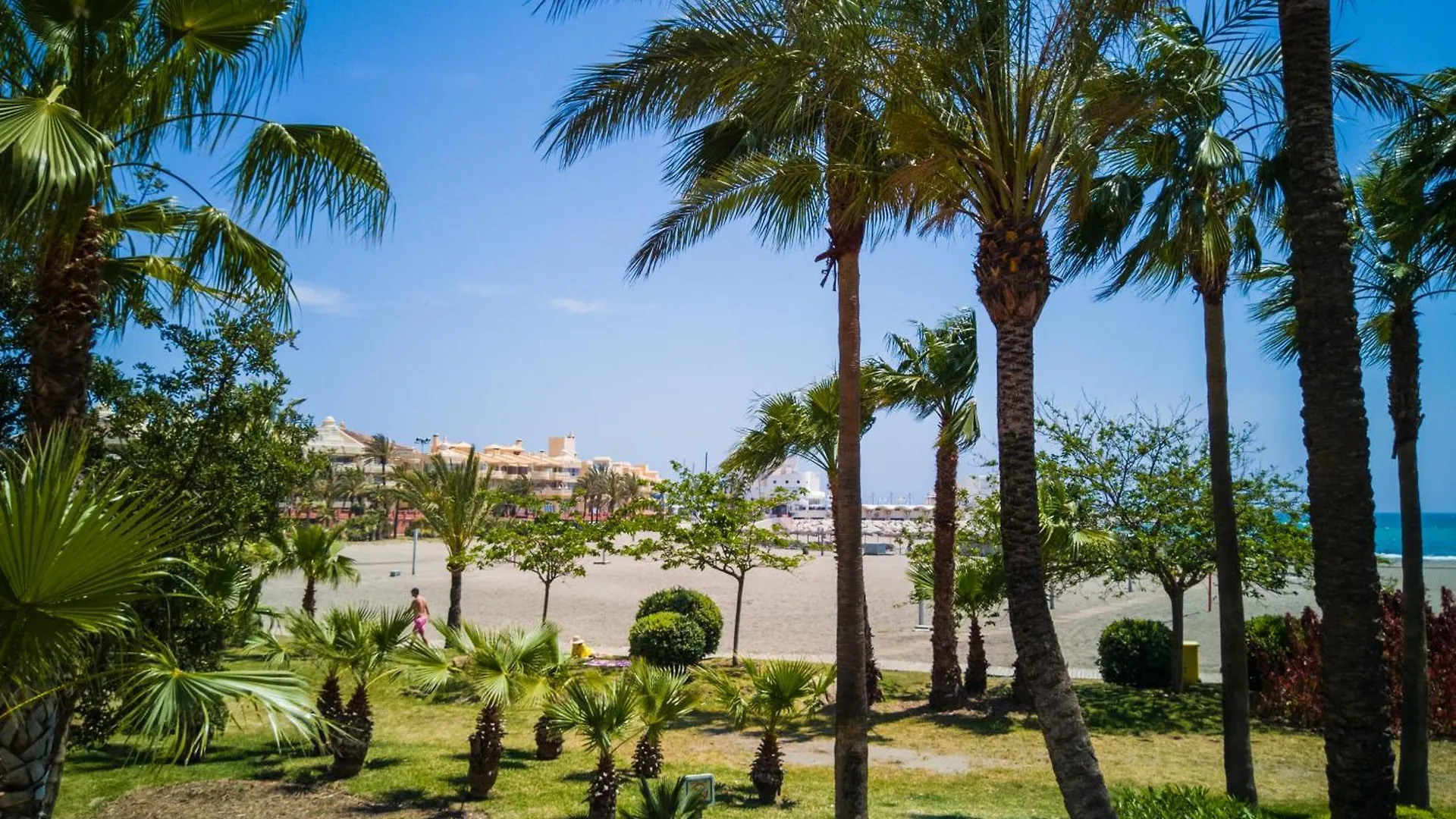 Adosado Las Flores Benalmadena 0*,
